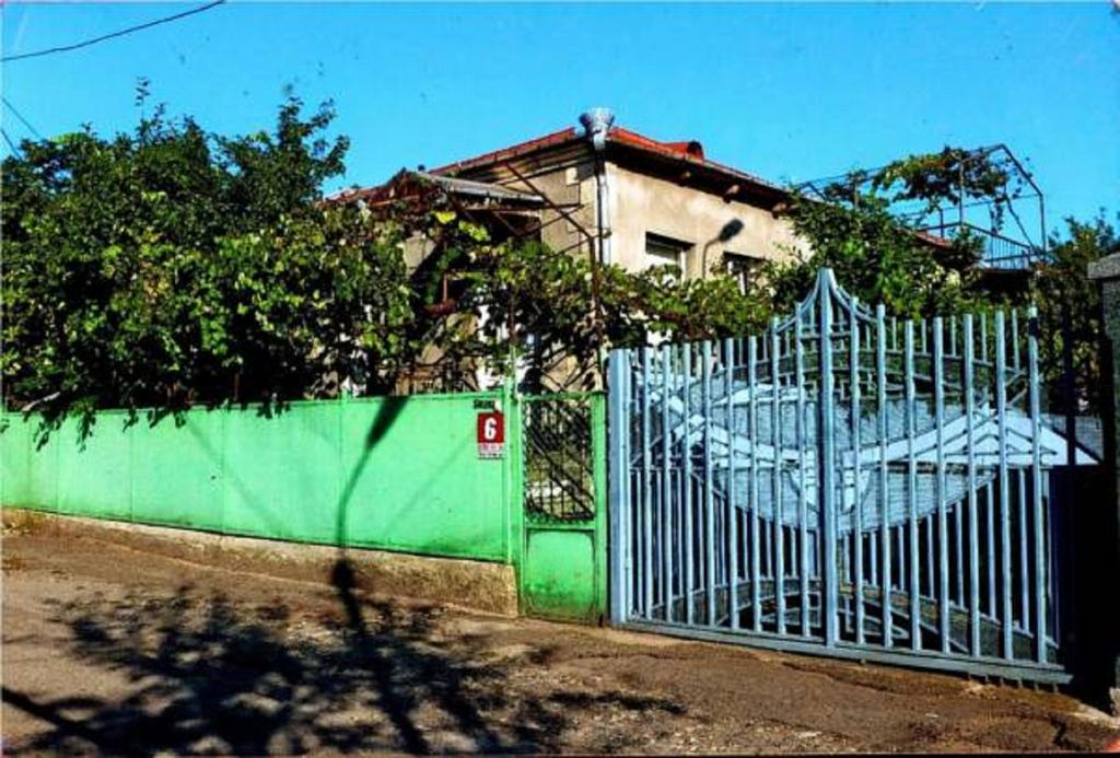 Medico And Suliko Guest House Kutaisi Exterior foto